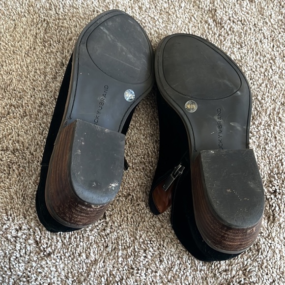 LUCKY BRAND HEEL BOOTIES - Picture 6 of 6